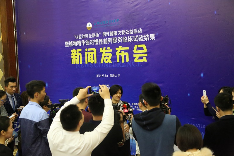 史劼彤董事长接受媒体采访.jpg